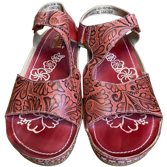 Spring Step L’Artiste Red Leather Floral Zeta Wedge Sandals Women’s Size 40 - Picture 4 of 9